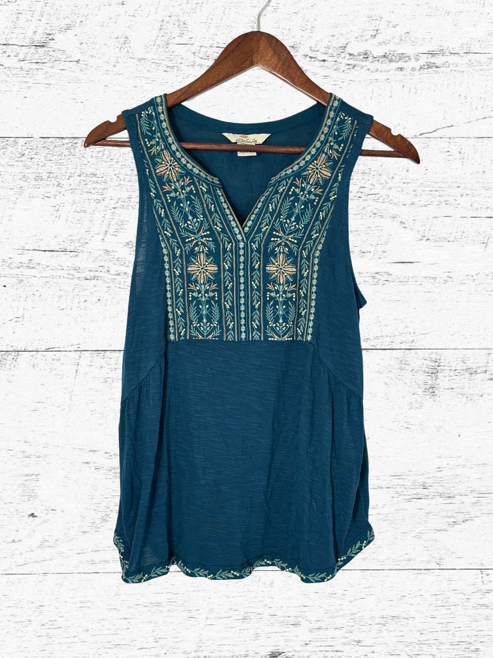 Bob Jimlapaha Embroidered Teal V-Neck Sleeveless Camisole